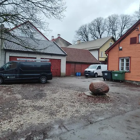 Quarto em Acomodações Particulares Kesklinna Kodumajutus *