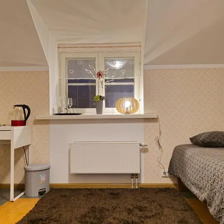 Kesklinna Kodumajutus * Paide