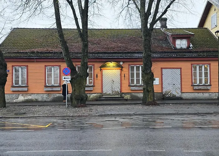 Kesklinna Kodumajutus בית אירוח פאידה